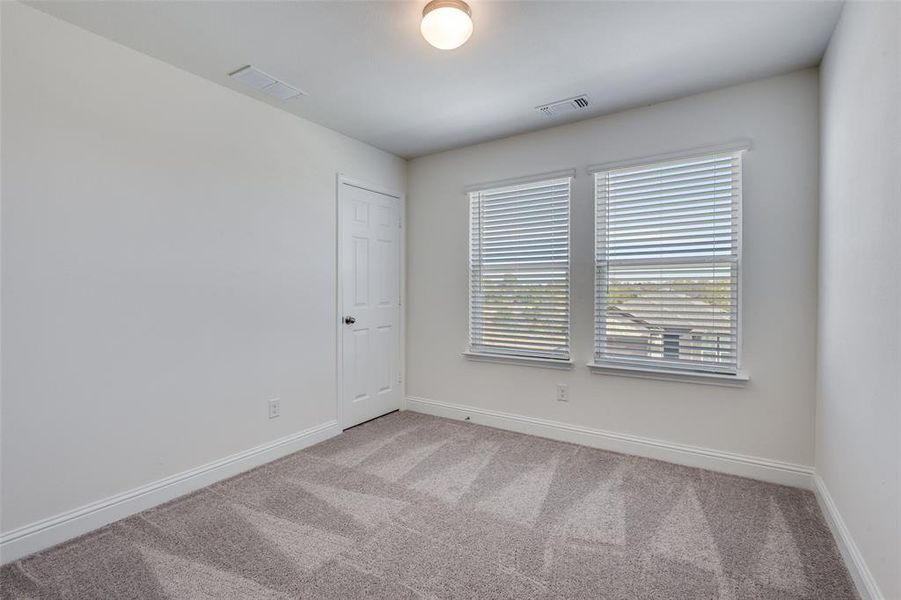 Spacious, unfurnished interior of a new home in Princeton Estates, Princeton (Image 21).
