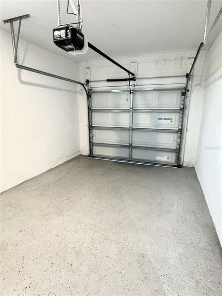 Spacious, unfurnished interior of a new home in , St. Petersburg (Image 18).