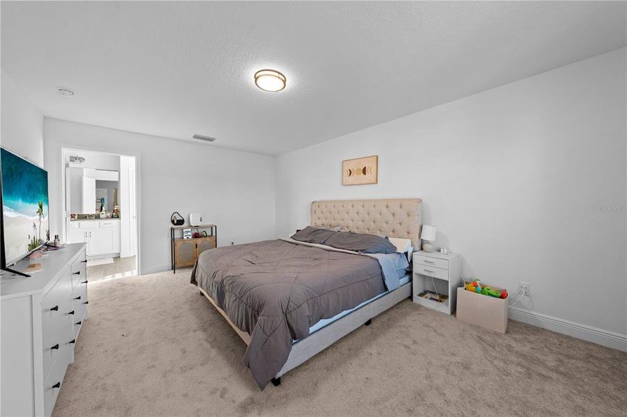 Furnished interior view inside a new home in , St. Cloud (Image 14).