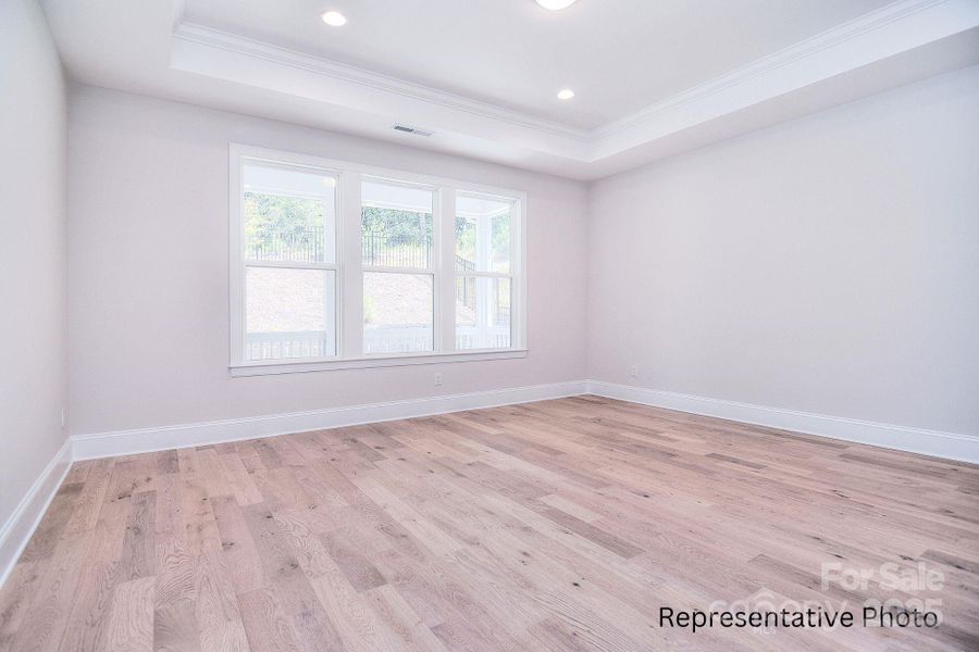 Spacious, unfurnished interior of a new home in Edmunds Farm, Clover (Image 29).