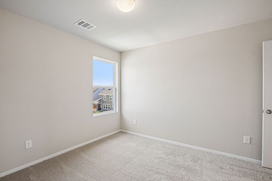 Spacious, unfurnished interior of a new home in Edgebrooke, Pflugerville (Image 21). Spacious, unfurnished interior of a new home in Edgebrooke, Pflugerville (Image 21).