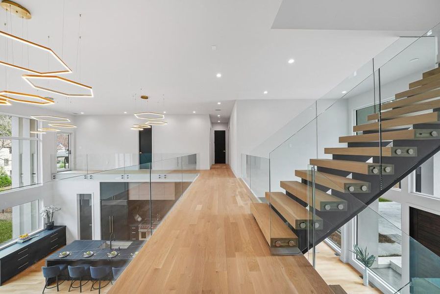 Image 81 of a home in .