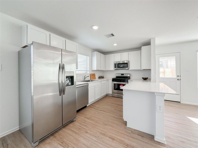 Furnished interior view inside a new home in Ladera Trails: Cottage Collection, Conroe (Image 10). Furnished interior view inside a new home in Ladera Trails: Cottage Collection, Conroe (Image 10).