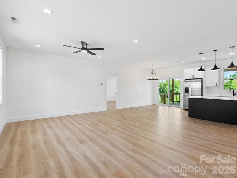 Spacious, unfurnished interior of a new home in , Old Fort (Image 12).