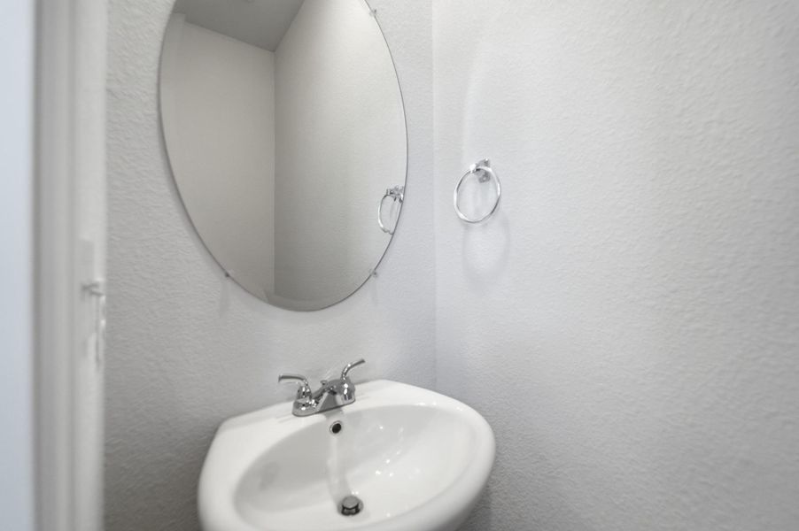 Bathroom with a textured wall