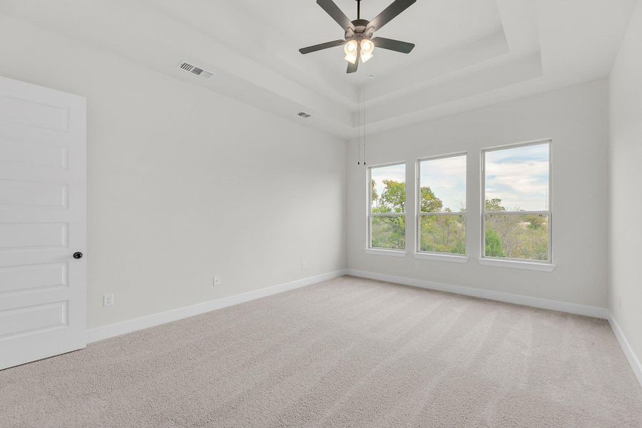 Spacious, unfurnished interior of a new home in Santa Rita Ranch, Liberty Hill (Image 39). Spacious, unfurnished interior of a new home in Santa Rita Ranch, Liberty Hill (Image 39).