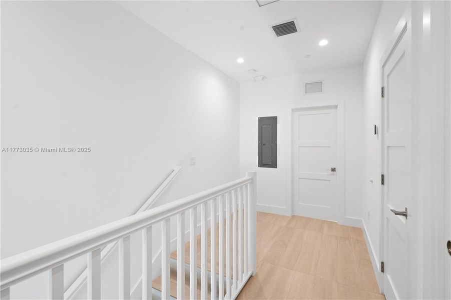 Image 44 of a home in .