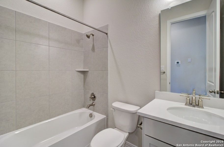 Furnished interior view inside a new home in The Crossvine, Schertz (Image 3). Furnished interior view inside a new home in The Crossvine, Schertz (Image 3).