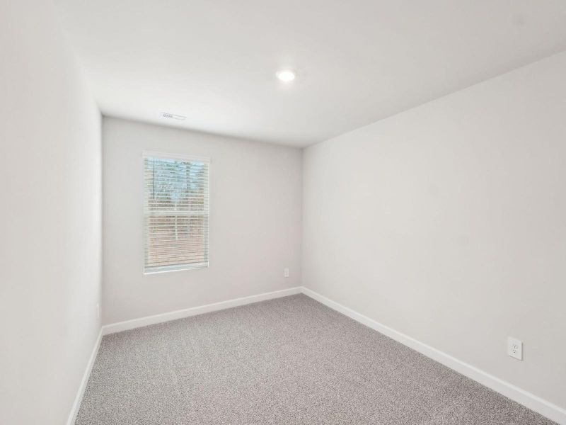 Spacious, unfurnished interior of a new home in Crossrail Station, Mooresville (Image 20).