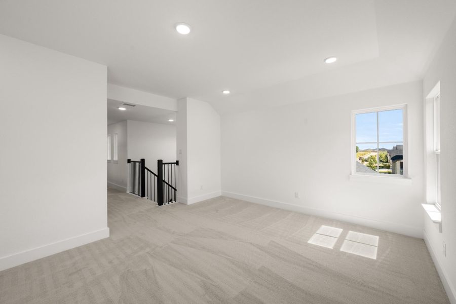 Spacious, unfurnished interior of a new home in Inspiration Collection at View at the Reserve, Mansfield (Image 21).