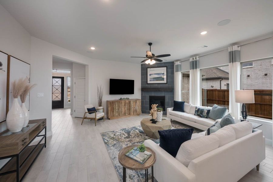Furnished interior view inside a new home in Las Lomas, Forney (Image 10). Furnished interior view inside a new home in Las Lomas, Forney (Image 10).