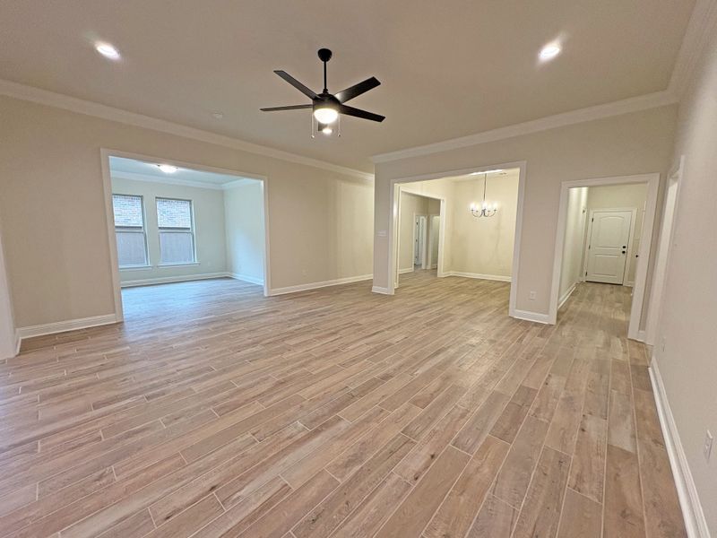 Spacious, unfurnished interior of a new home in Longleaf, Lumberton (Image 21).