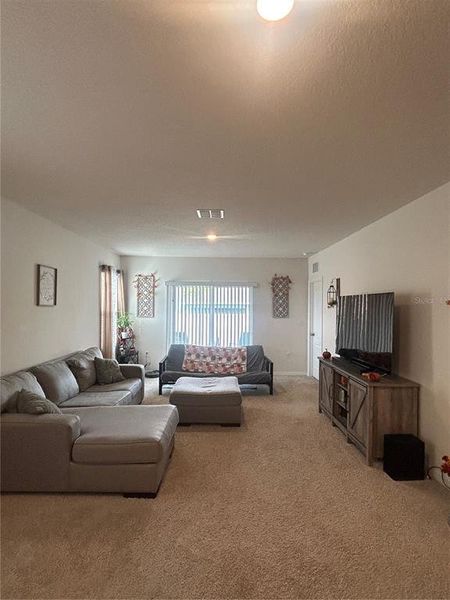 Furnished interior view inside a new home in , Davenport (Image 28).