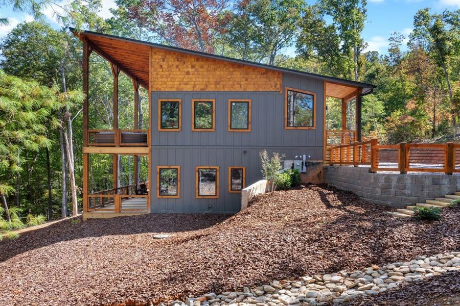 Exterior details and patio area of a home in , Blue Ridge (Image 22).