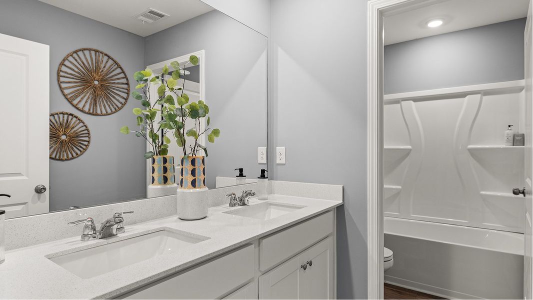 2211 Boston Bath2 F2 Base2 050625