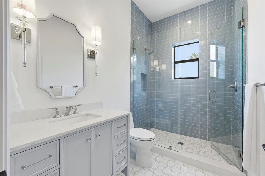 2ND FLR - GUEST SUITE 3 BATHROOM 2ND FLR - GUEST SUITE 3 BATHROOM
