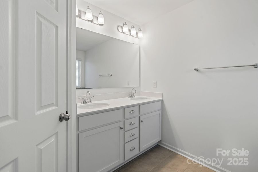 Furnished interior view inside a new home in , Lancaster (Image 6).