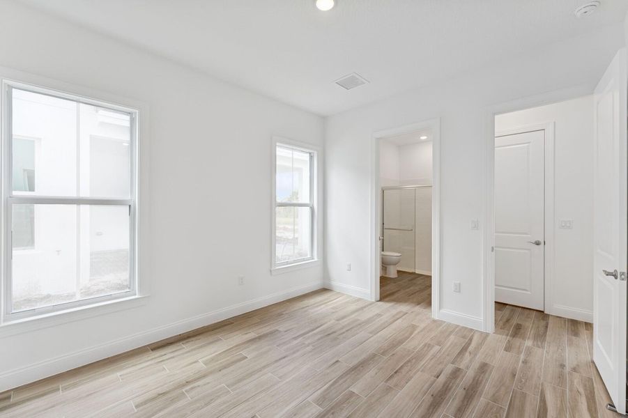 Spacious, unfurnished interior of a new home in Salerno Reserve - Single Family, Stuart (Image 39).