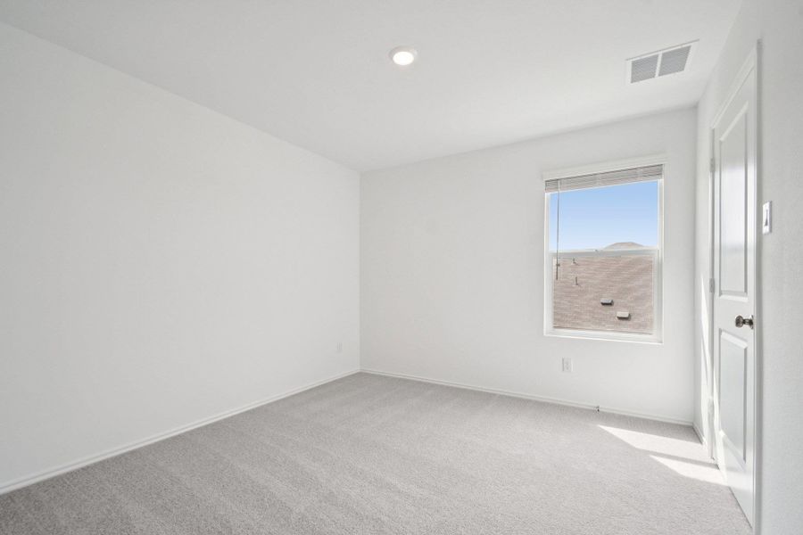 Spacious, unfurnished interior of a new home in Clayton Ranch, Copperas Cove (Image 38).