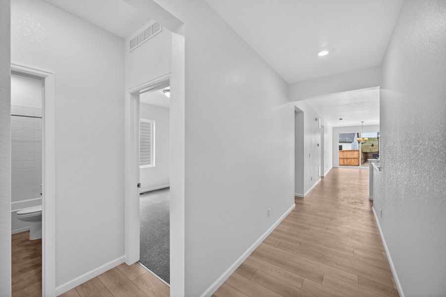 Spacious, unfurnished interior of a new home in Trailstone, Arvada (Image 19).