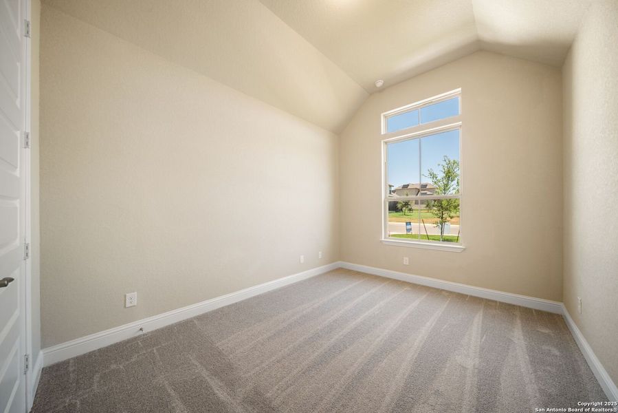 Spacious, unfurnished interior of a new home in Annabelle Ranch, San Antonio (Image 8). Spacious, unfurnished interior of a new home in Annabelle Ranch, San Antonio (Image 8).