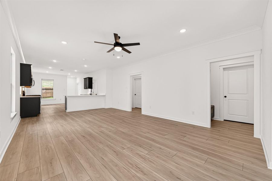 Spacious, unfurnished interior of a new home in Mostyn Springs, Magnolia (Image 38).