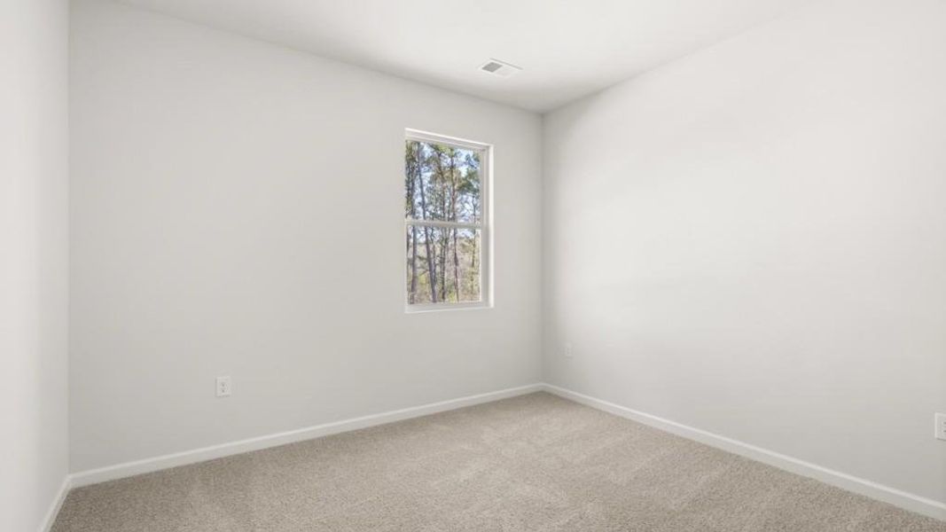 Spacious, unfurnished interior of a new home in Liberty Crossing, Braselton (Image 11).