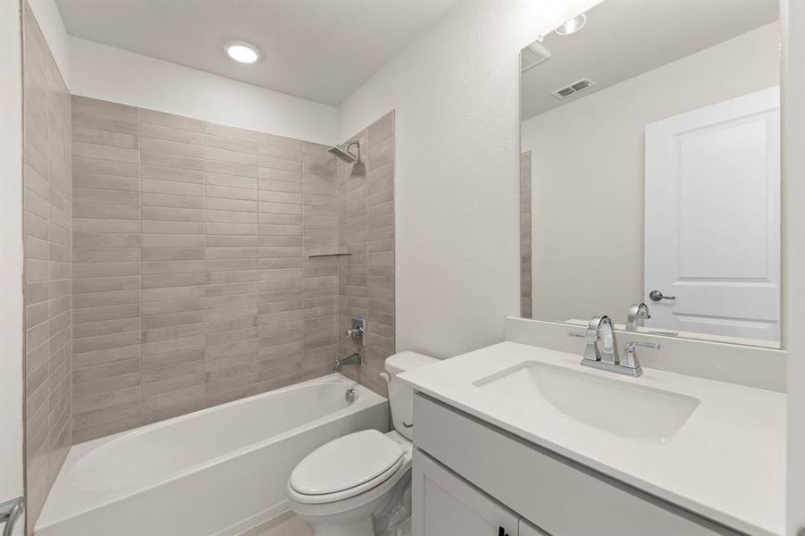 23. 2716 Andorra - 3RD Bath 23. 2716 Andorra - 3RD Bath