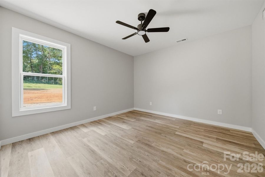 Spacious, unfurnished interior of a new home in , Conover (Image 18).