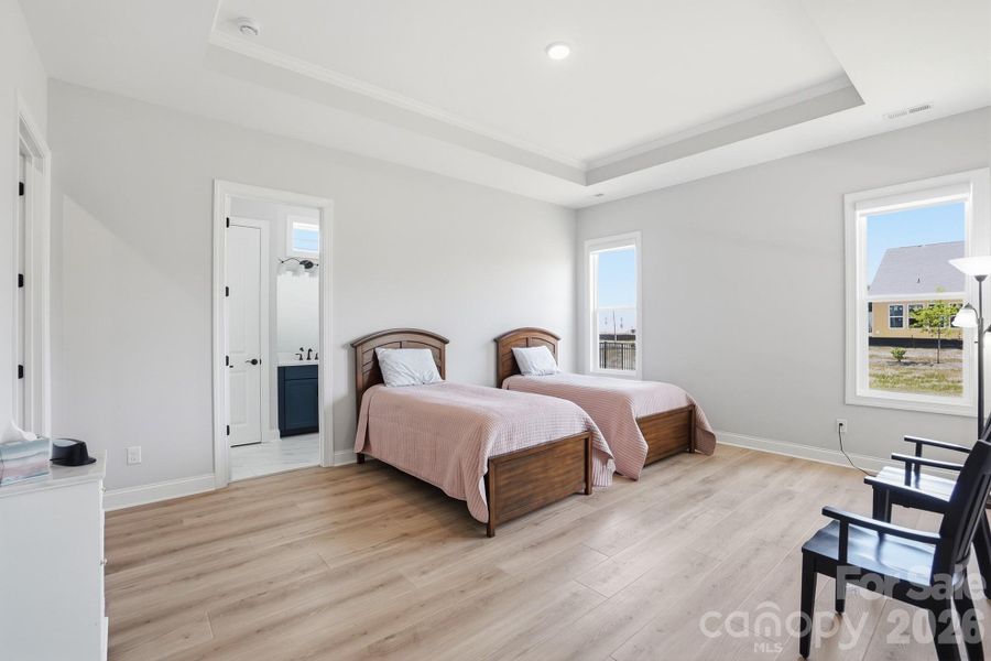 Primary suite