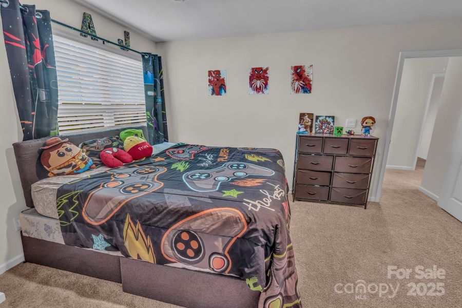 Furnished interior view inside a new home in Calvin Creek, Troutman (Image 13).