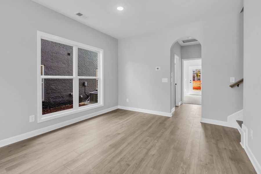 Spacious, unfurnished interior of a new home in Anderson Park, Hendersonville (Image 15). Spacious, unfurnished interior of a new home in Anderson Park, Hendersonville (Image 15).