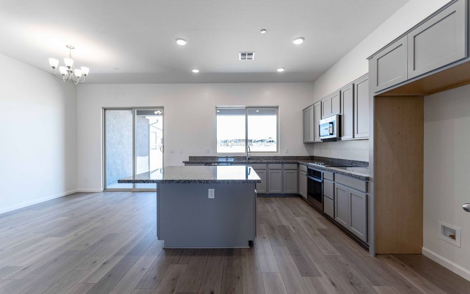 Image 22 of a home in Heritage Pointe.