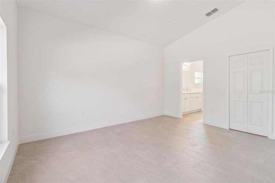 Spacious, unfurnished interior of a new home in , Yeehaw Junction (Image 27). Spacious, unfurnished interior of a new home in , Yeehaw Junction (Image 27).