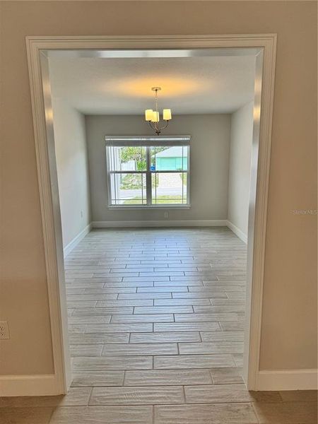 Spacious, unfurnished interior of a new home in Venice, Venice (Image 14).