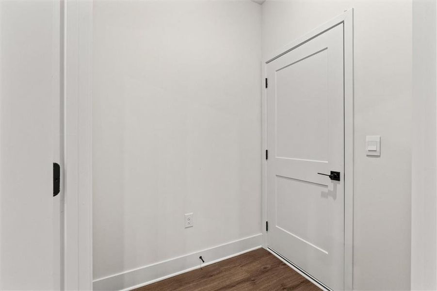 Spacious, unfurnished interior of a new home in Canterbury Villas, Carrollton (Image 29).