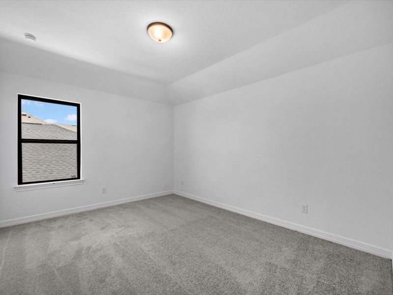 Spacious, unfurnished interior of a new home in Austin Point, Richmond (Image 24).