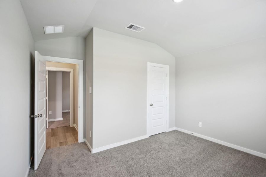 Spacious, unfurnished interior of a new home in Massey Oaks - Premier Series, Pearland (Image 34). Spacious, unfurnished interior of a new home in Massey Oaks - Premier Series, Pearland (Image 34).