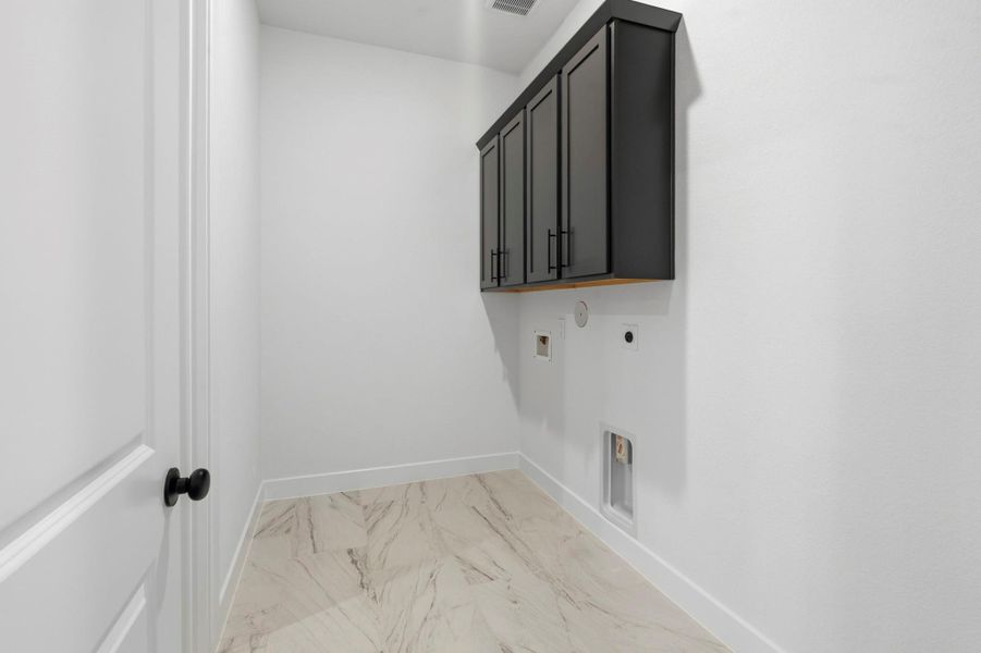 Spacious, unfurnished interior of a new home in Elyson, Katy (Image 29).
