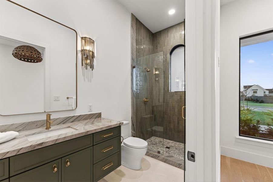 Furnished interior view inside a new home in , Dallas (Image 16).