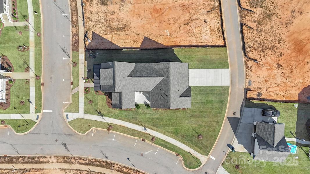 Image 46 of a home in Riverwalk.