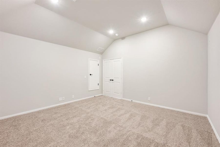 Spacious, unfurnished interior of a new home in Somerset, Mansfield (Image 20). Spacious, unfurnished interior of a new home in Somerset, Mansfield (Image 20).