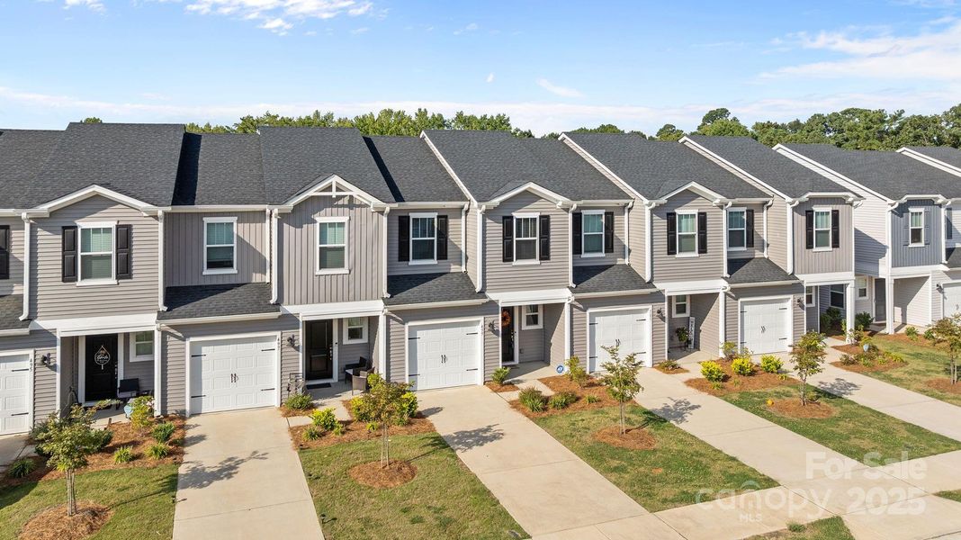 Image 22 of a home in . Image 22 of a home in .