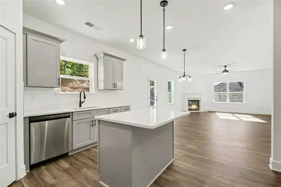 Furnished interior view inside a new home in Thunder Ridge, Dawsonville (Image 6).