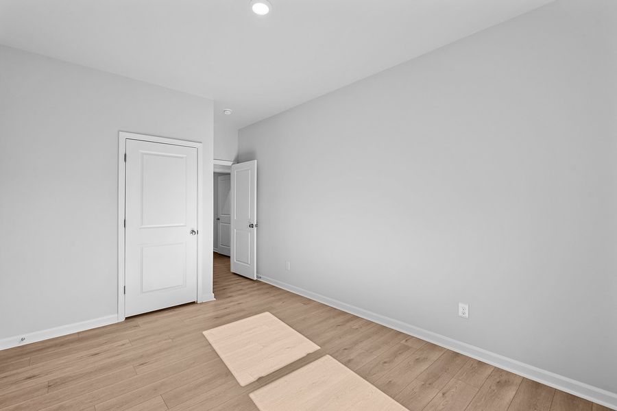 Spacious, unfurnished interior of a new home in Hanes Lake, Winston-Salem (Image 45).