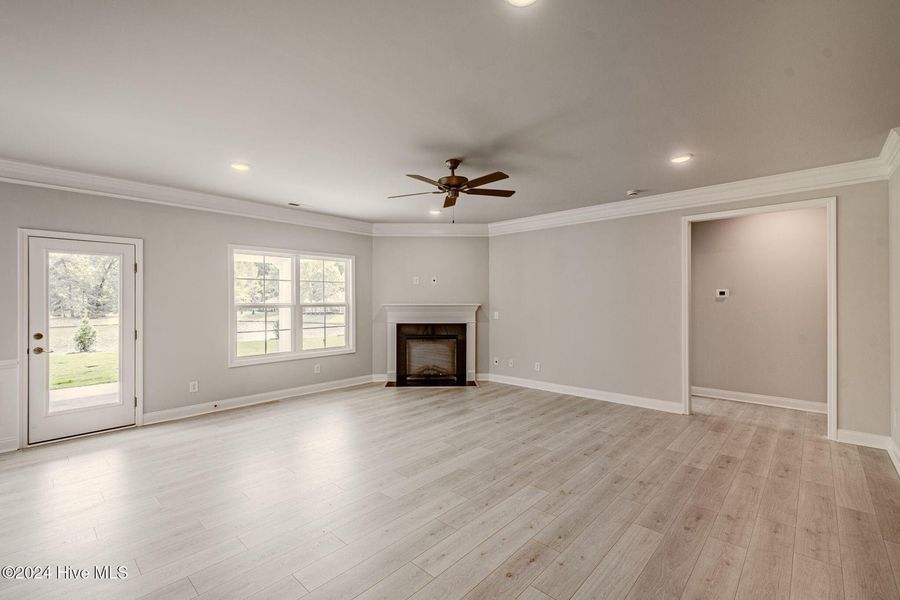 Spacious, unfurnished interior of a new home in Wood Creek, Leland (Image 15). Spacious, unfurnished interior of a new home in Wood Creek, Leland (Image 15).