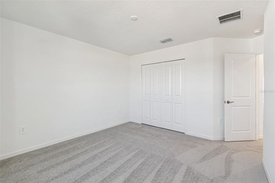 Spacious, unfurnished interior of a new home in Southpointe, Palmetto (Image 13).