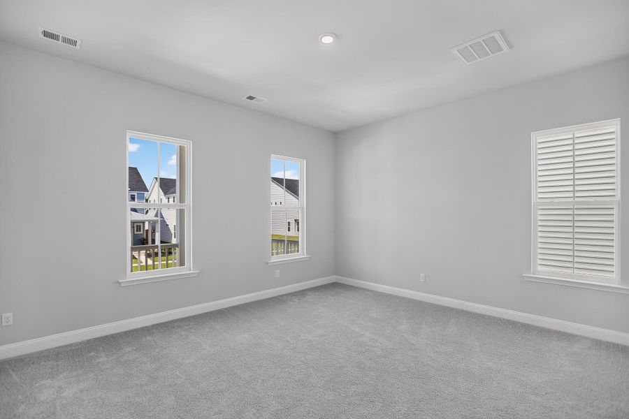 Spacious, unfurnished interior of a new home in Heron's Walk at Summers Corner, Summerville (Image 34). Spacious, unfurnished interior of a new home in Heron's Walk at Summers Corner, Summerville (Image 34).