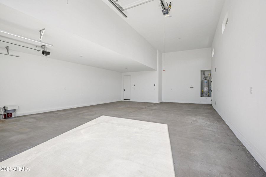 32-web-or-mls-W Hopi Trail-S0111-032