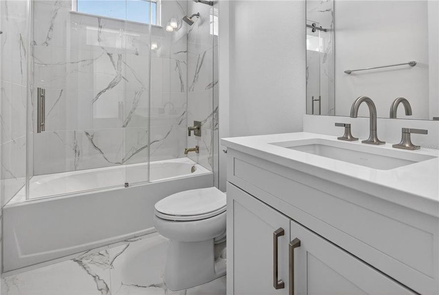 Furnished interior view inside a new home in , Montverde (Image 45).
